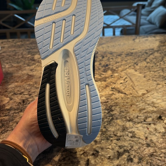 Skechers Women’s Black Walking Shoes - Picture 5 of 6